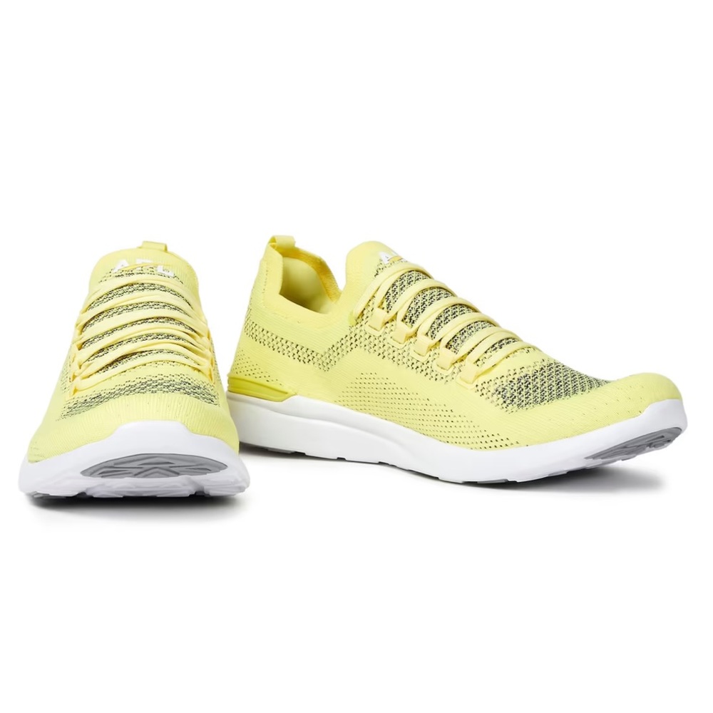 APL shoes
